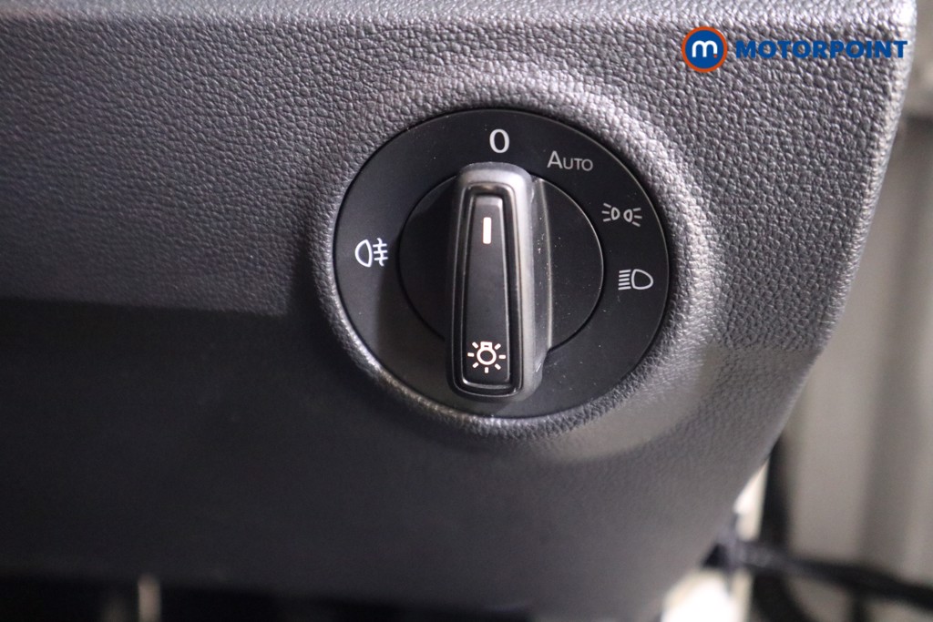 Volkswagen T-Roc Life Manual Petrol SUV - Stock Number (1602126) - 10th supplementary image