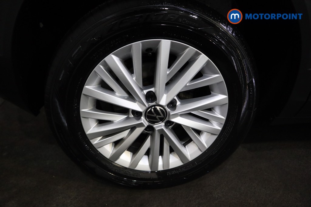 Volkswagen T-Roc Life Manual Petrol SUV - Stock Number (1602126) - 19th supplementary image