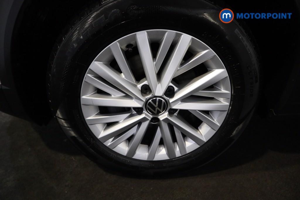 Volkswagen T-Roc Life Manual Petrol SUV - Stock Number (1602126) - 21st supplementary image