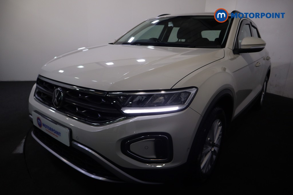 Volkswagen T-Roc Life Manual Petrol SUV - Stock Number (1602126) - 31st supplementary image