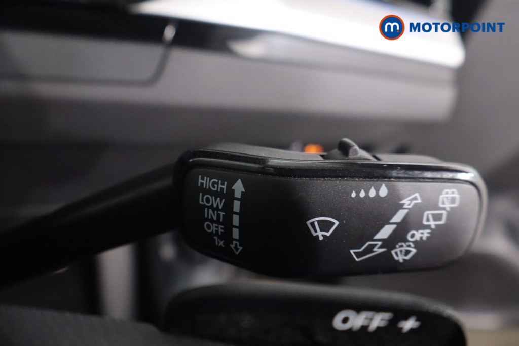 Volkswagen Arteon R-Line Automatic Petrol Estate - Stock Number (1602150) - 15th supplementary image