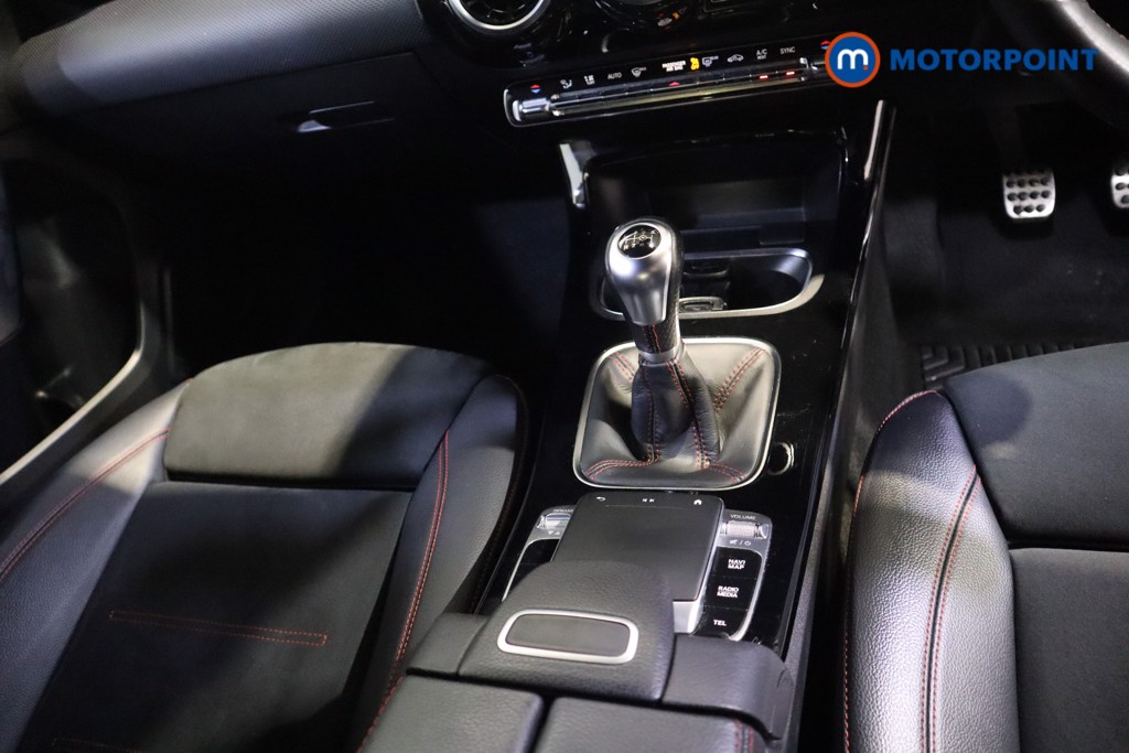 Mercedes-Benz A Class Amg Line Manual Petrol Saloon - Stock Number (1602165) - 6th supplementary image