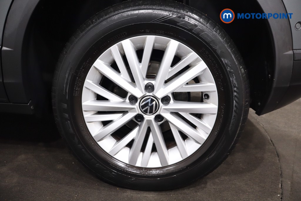 Volkswagen T-Roc Life Manual Petrol SUV - Stock Number (1602196) - 12th supplementary image