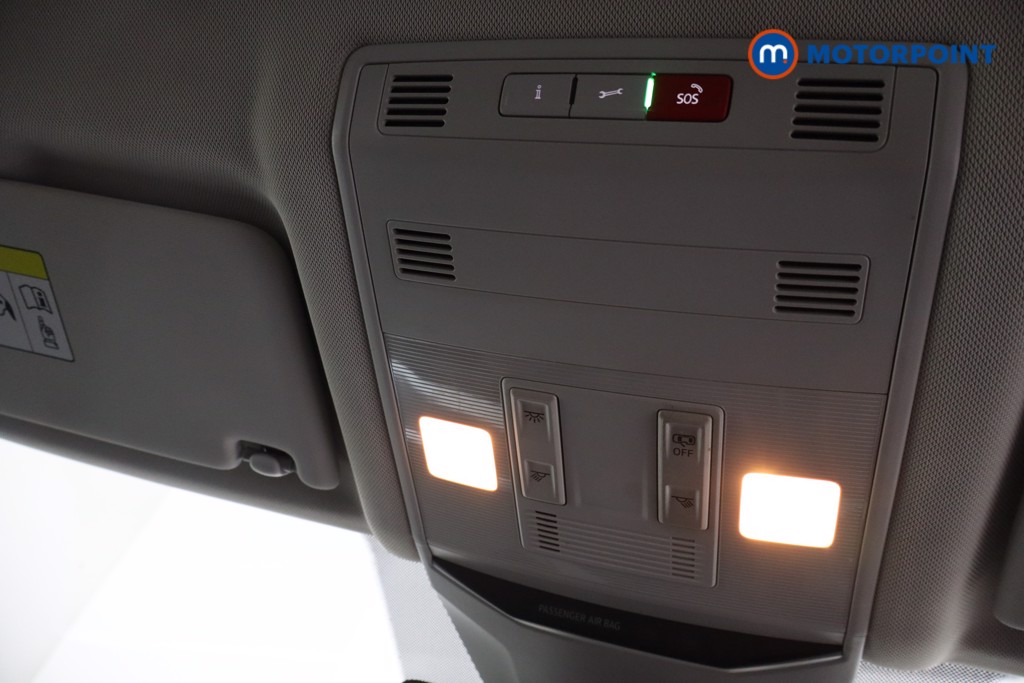 Volkswagen T-Roc Life Manual Petrol SUV - Stock Number (1602196) - 22nd supplementary image