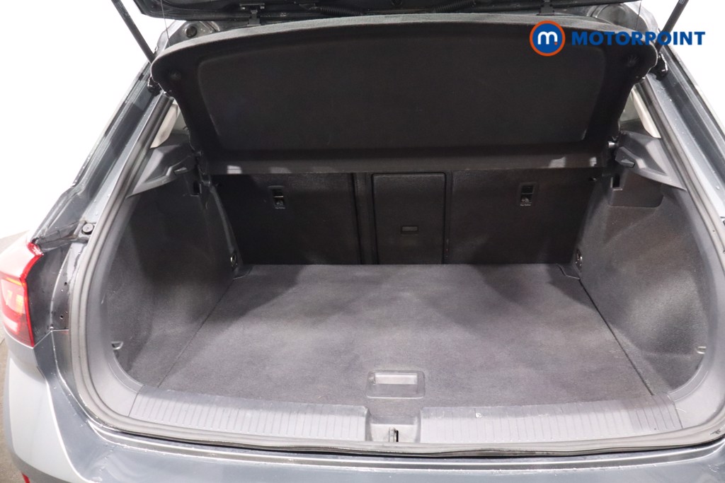 Volkswagen T-Roc Life Manual Petrol SUV - Stock Number (1602196) - 31st supplementary image