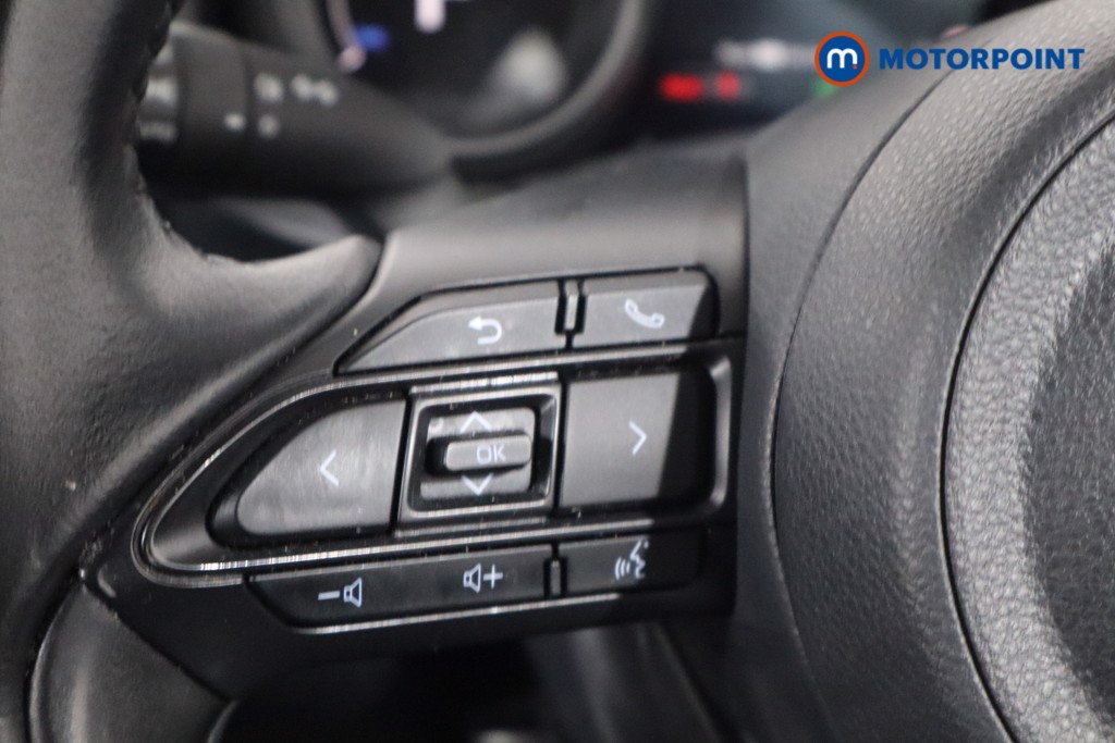 Toyota Yaris Cross Icon Automatic Petrol-Electric Hybrid Estate - Stock Number (1602408) - 7th supplementary image