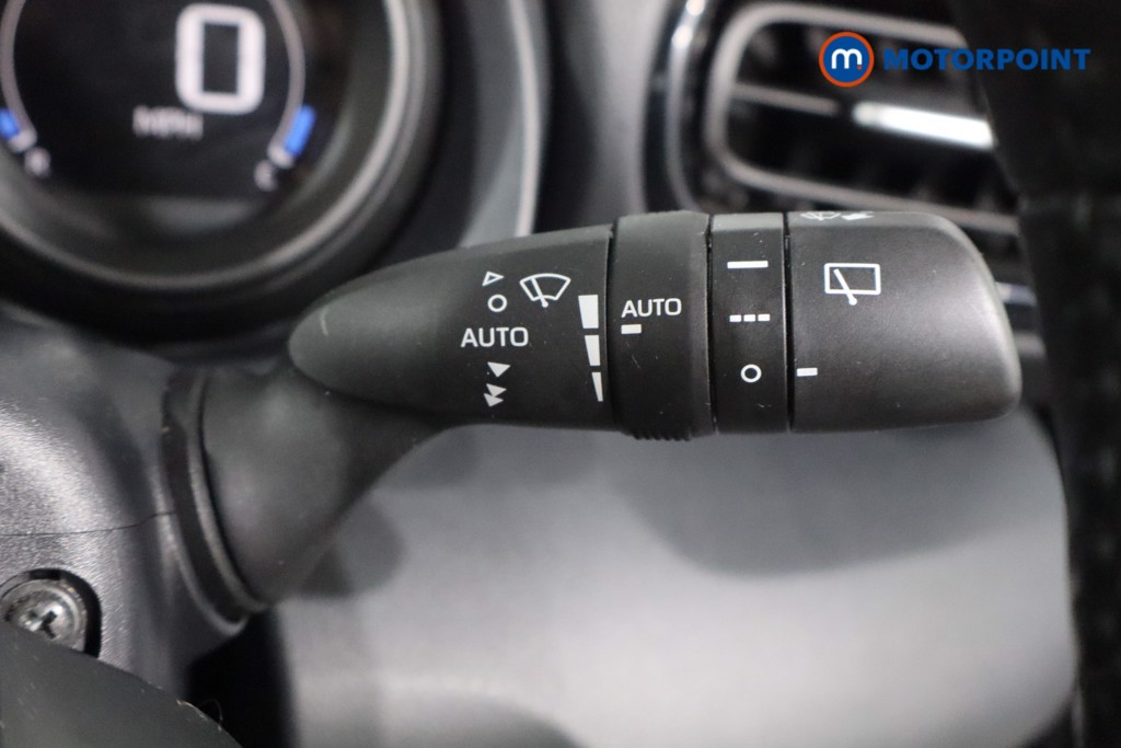 Toyota Yaris Cross Icon Automatic Petrol-Electric Hybrid Estate - Stock Number (1602408) - 17th supplementary image