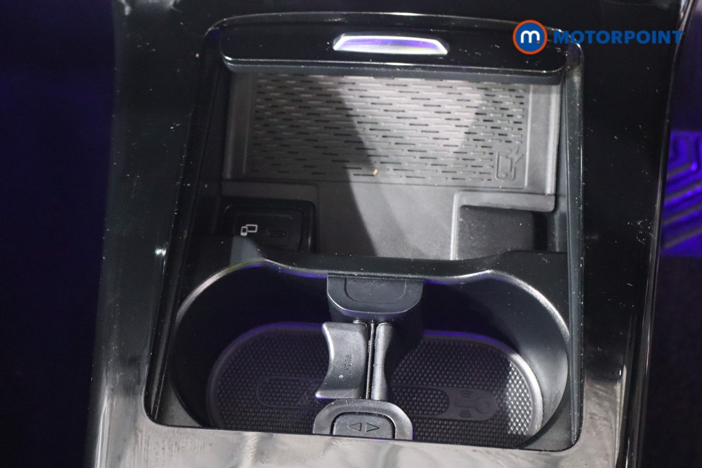 Mercedes-Benz A Class Amg Line Automatic Petrol Hatchback - Stock Number (1602418) - 15th supplementary image