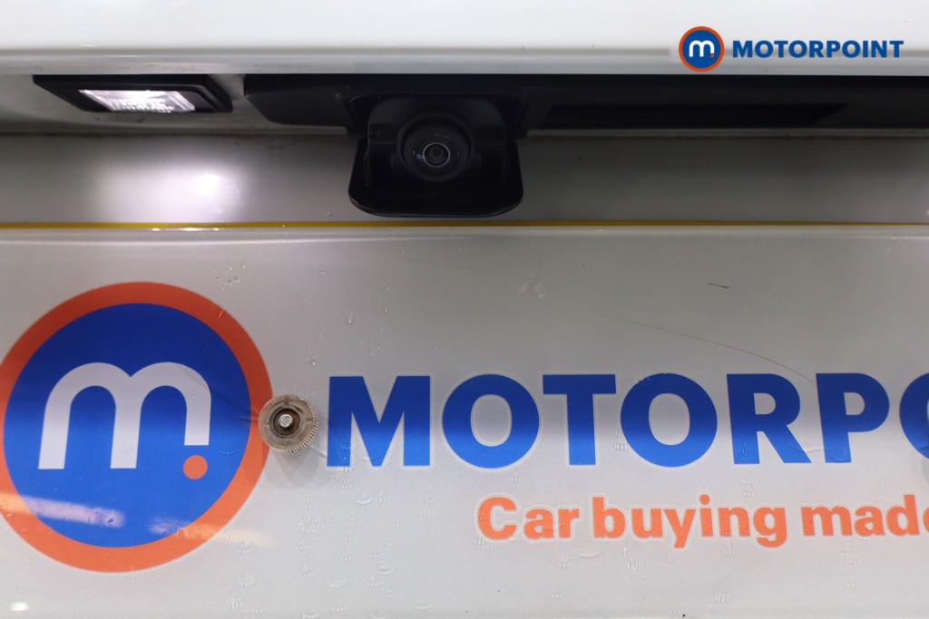 Mercedes-Benz A Class Amg Line Automatic Petrol Hatchback - Stock Number (1602418) - 32nd supplementary image