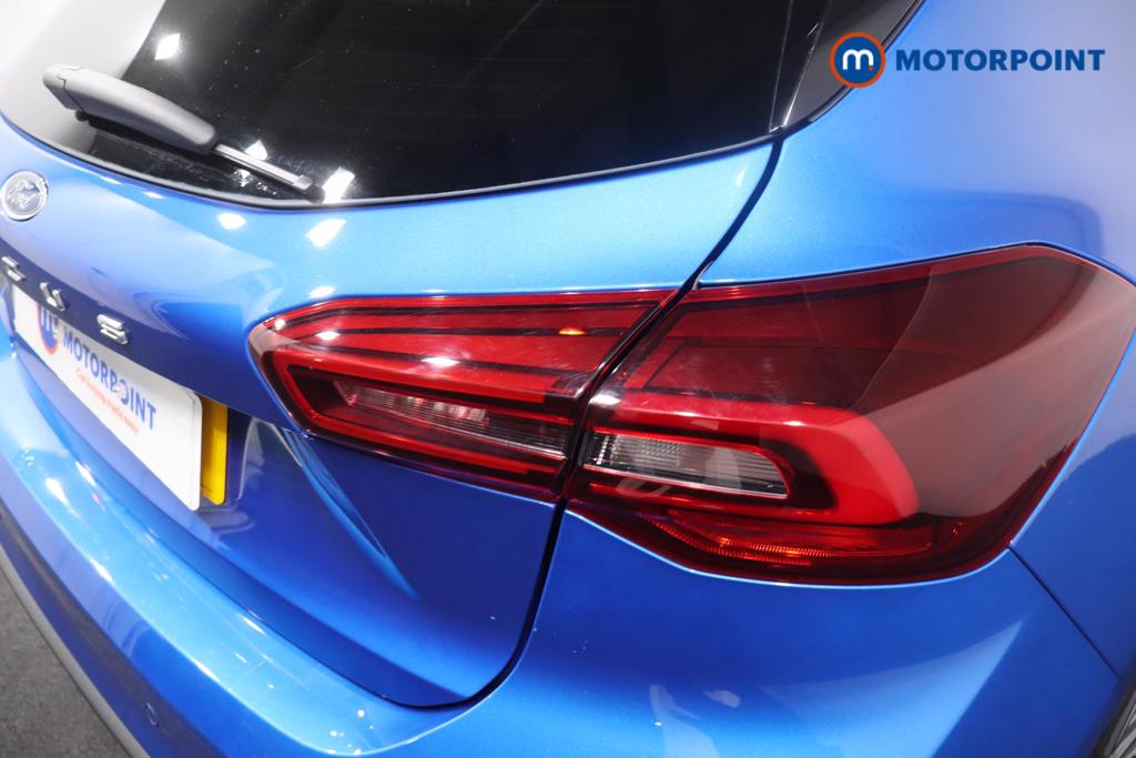 Ford Focus St-Line Manual Petrol Hatchback - Stock Number (1602514) - 5th supplementary image