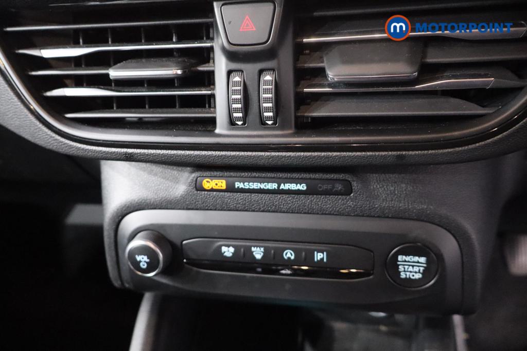 Ford Focus St-Line Manual Petrol Hatchback - Stock Number (1602514) - 16th supplementary image