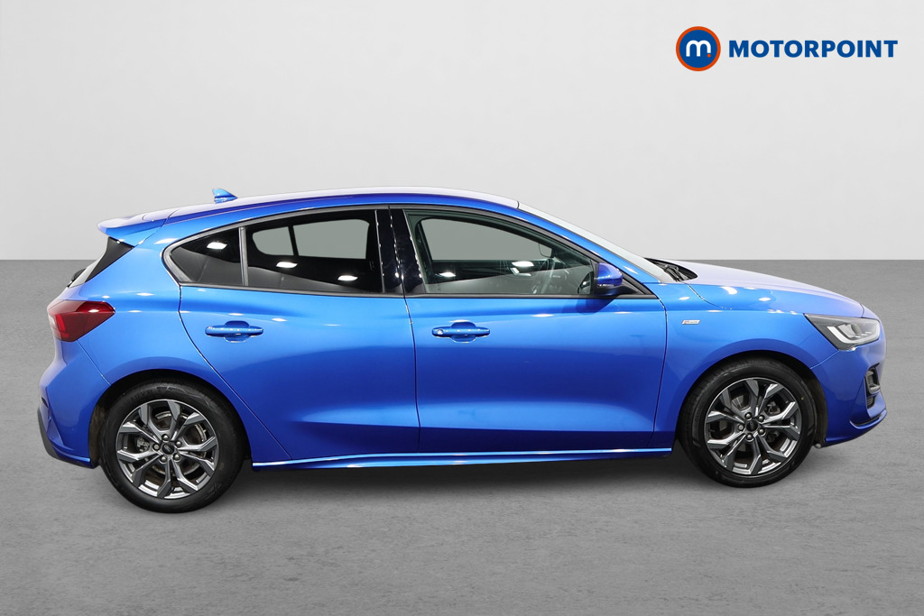 Ford Focus St-Line Manual Petrol Hatchback - Stock Number (1602514) - Drivers side