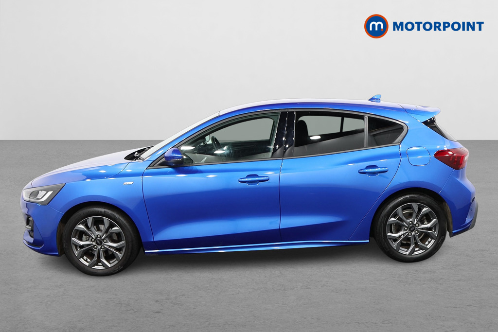 Ford Focus St-Line Manual Petrol Hatchback - Stock Number (1602514) - Passenger side