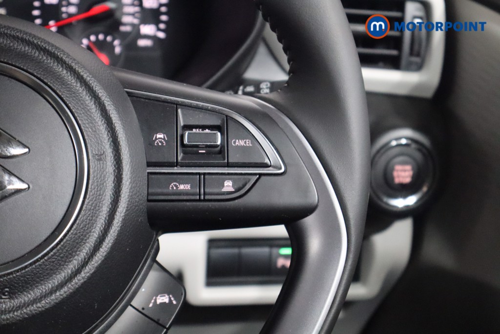 Suzuki Swift Motion Manual Petrol Hatchback - Stock Number (1602636) - 8th supplementary image