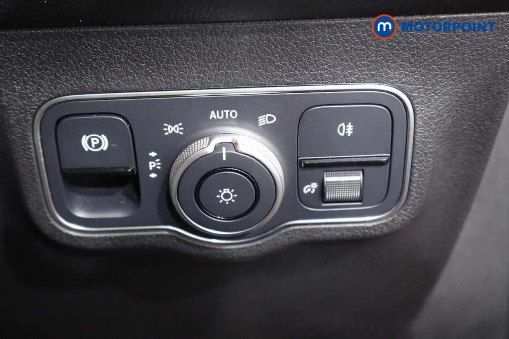 Mercedes-Benz GLB Amg Line Automatic Diesel SUV - Stock Number (1602637) - 18th supplementary image