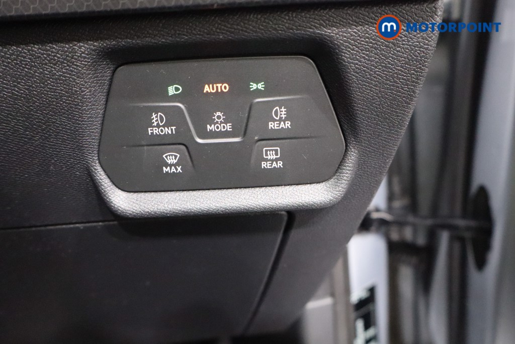 Seat Leon SE Manual Petrol Hatchback - Stock Number (1602660) - 21st supplementary image