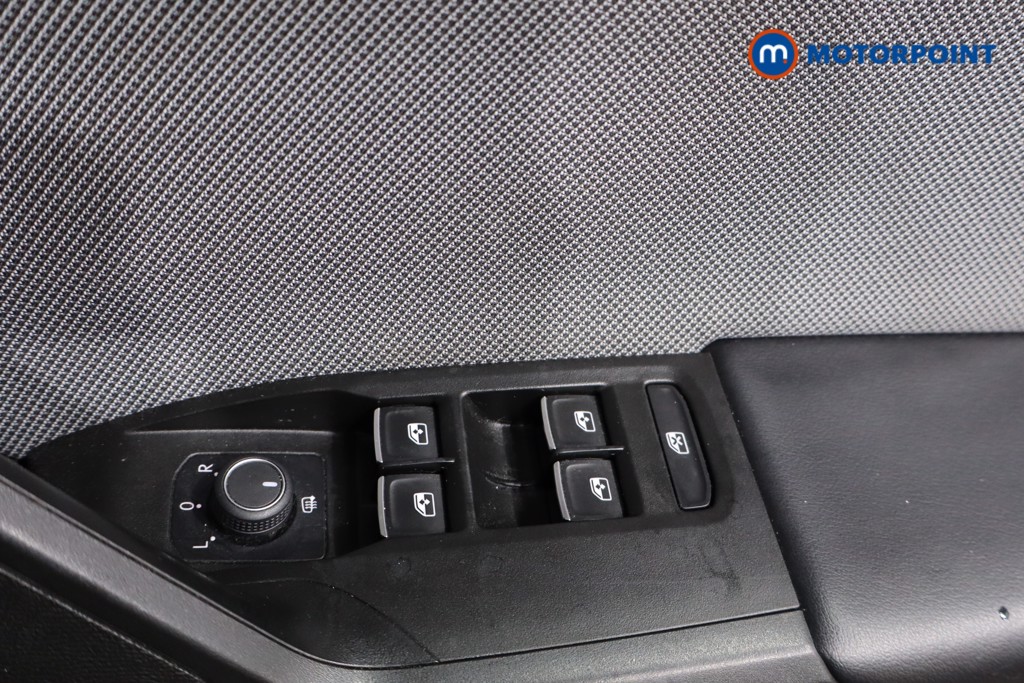 Seat Leon SE Manual Petrol Hatchback - Stock Number (1602660) - 22nd supplementary image