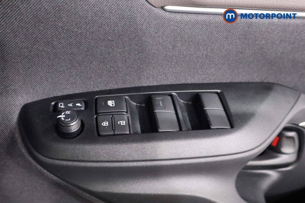 Toyota Yaris Cross Excel Automatic Petrol-Electric Hybrid Estate - Stock Number (1602771) - 19th supplementary image