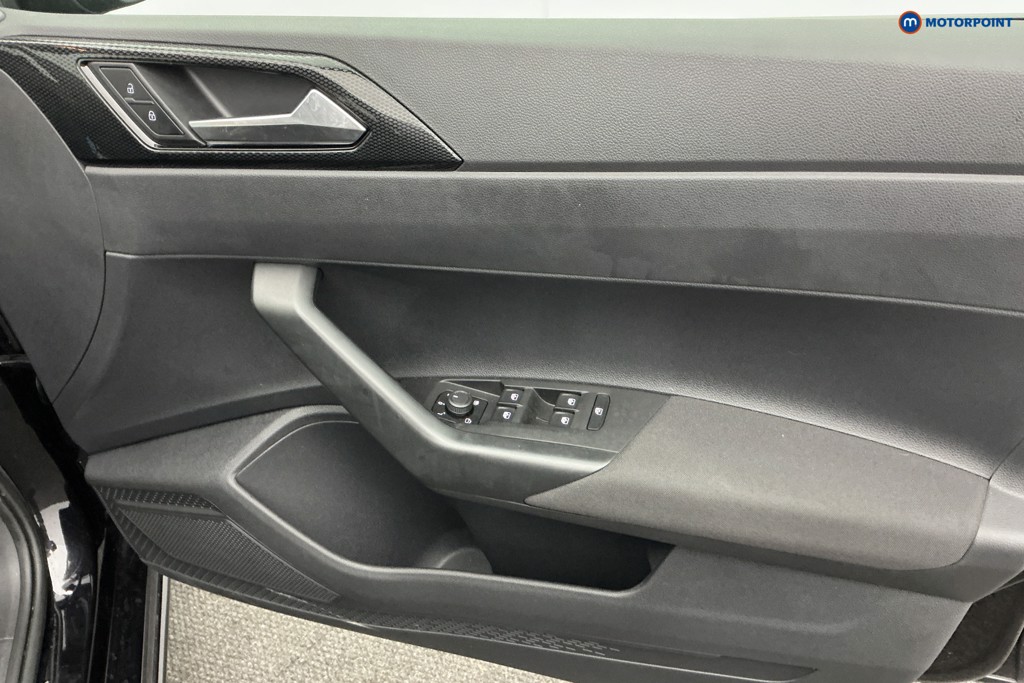 Volkswagen Polo Life Manual Petrol Hatchback - Stock Number (1530336) - 21st supplementary image