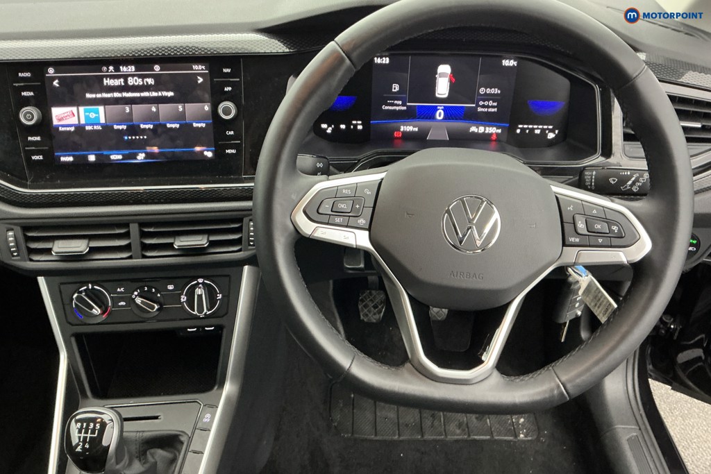 Volkswagen Polo Life Manual Petrol Hatchback - Stock Number (1530336) - 1st supplementary image