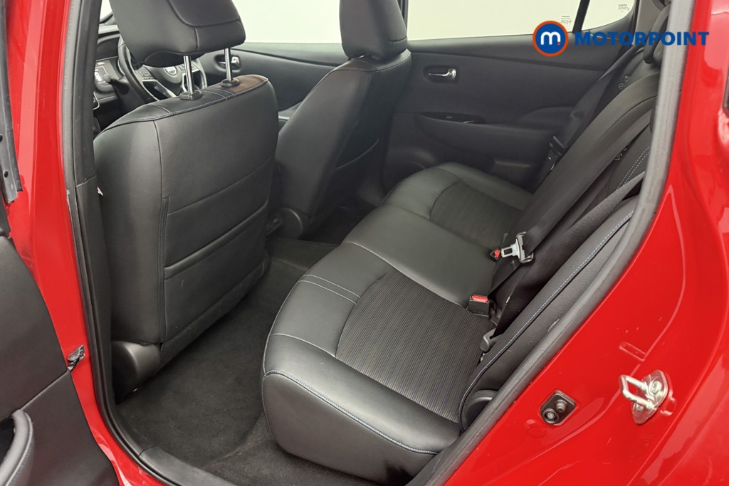 Nissan Leaf N-Connecta Automatic Electric Hatchback - Stock Number (1576576) - 4th supplementary image