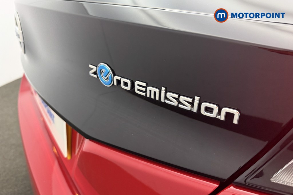 Nissan Leaf N-Connecta Automatic Electric Hatchback - Stock Number (1576576) - 18th supplementary image