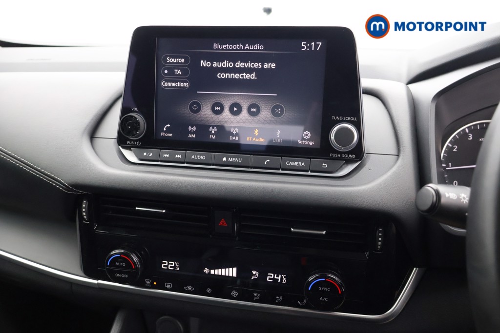 Nissan Qashqai Acenta Premium Automatic Petrol SUV - Stock Number (1577529) - 9th supplementary image