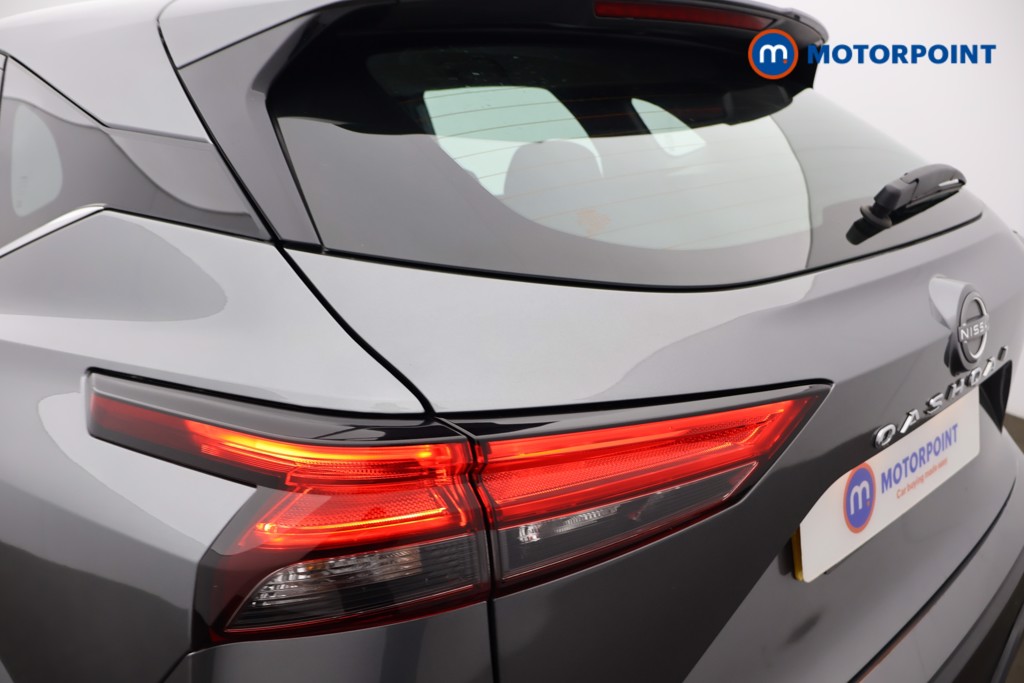 Nissan Qashqai Acenta Premium Automatic Petrol SUV - Stock Number (1577529) - 23rd supplementary image