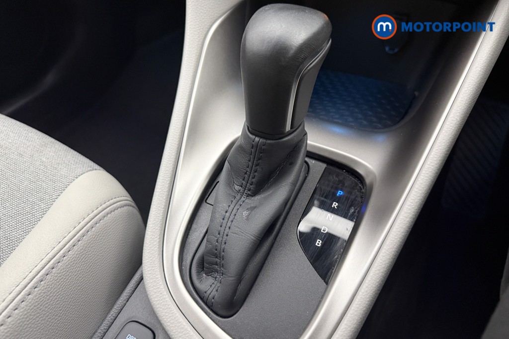 Toyota Yaris Excel Automatic Petrol-Electric Hybrid Hatchback - Stock Number (1586558) - 15th supplementary image