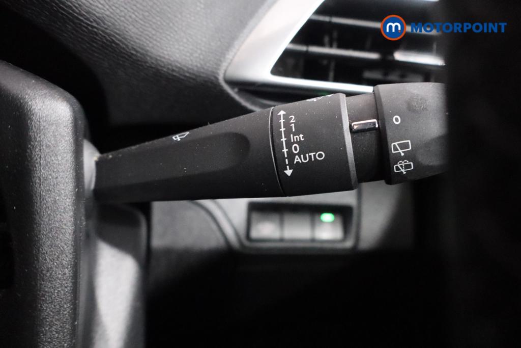 Peugeot 5008 Allure Manual Diesel SUV - Stock Number (1587035) - 8th supplementary image