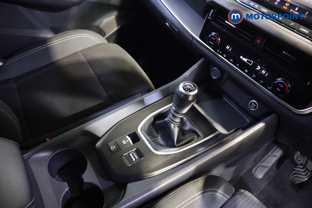 Nissan Qashqai Acenta Premium Manual Petrol SUV - Stock Number (1589731) - 7th supplementary image
