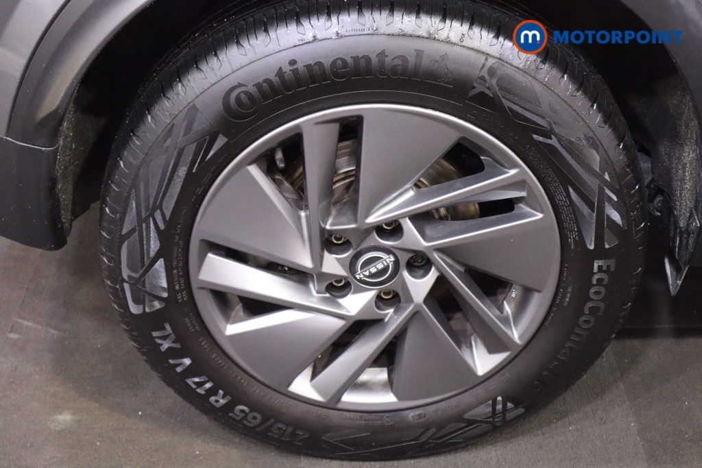 Nissan Qashqai Acenta Premium Manual Petrol SUV - Stock Number (1589731) - 12th supplementary image