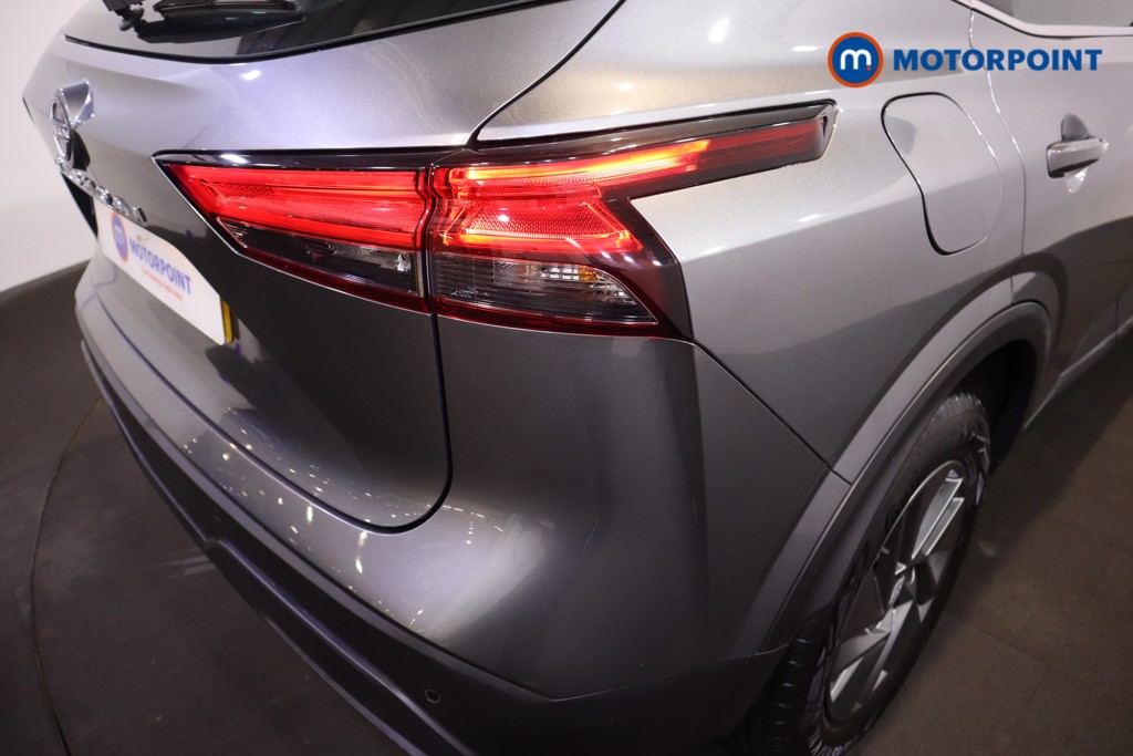 Nissan Qashqai Acenta Premium Manual Petrol SUV - Stock Number (1589731) - 17th supplementary image