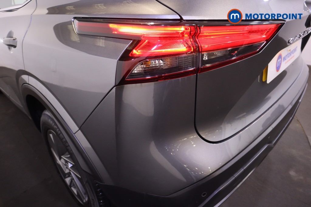 Nissan Qashqai Acenta Premium Manual Petrol SUV - Stock Number (1589731) - 19th supplementary image