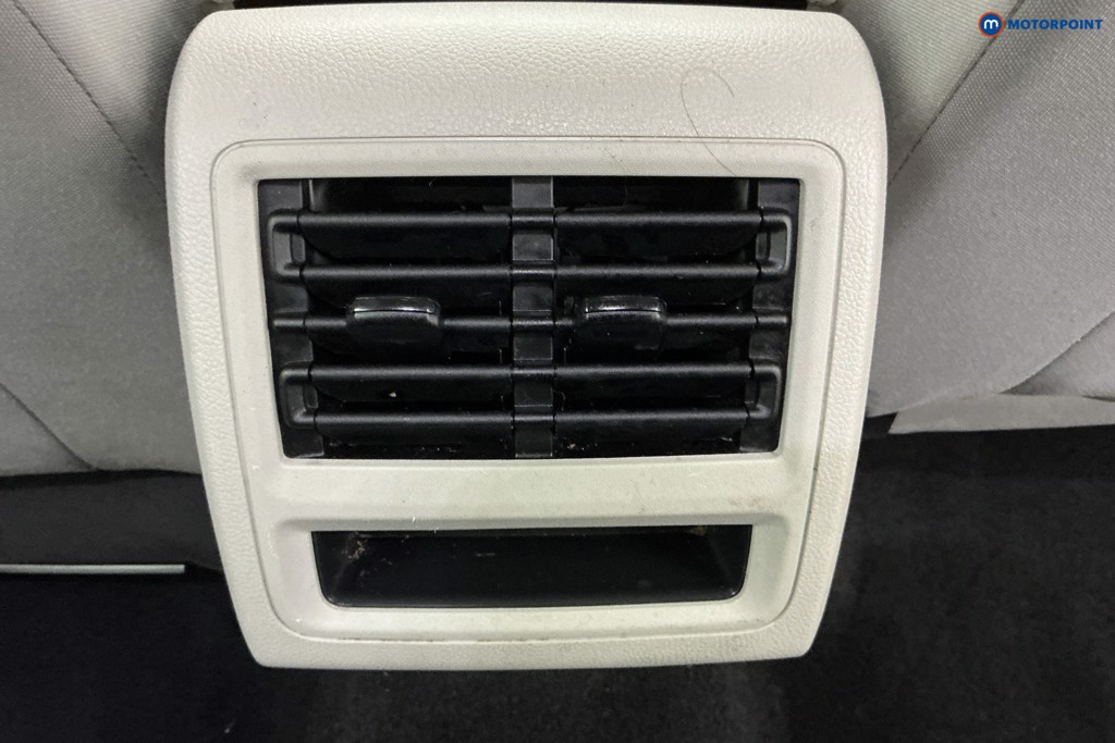 Volkswagen Golf Life Manual Petrol Hatchback - Stock Number (1590595) - 10th supplementary image