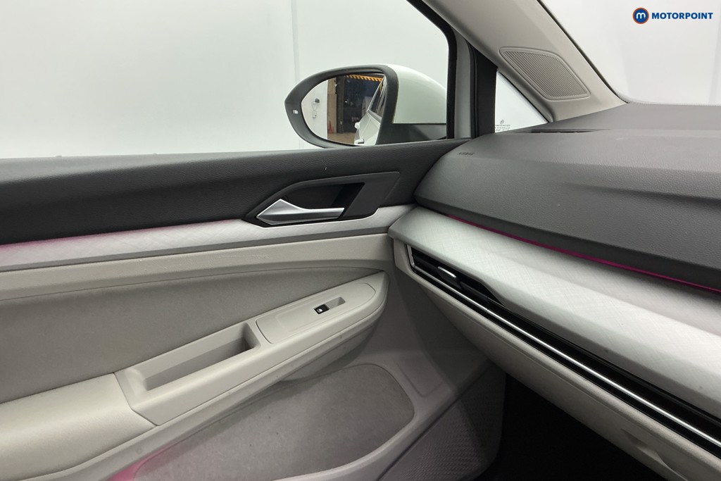 Volkswagen Golf Life Manual Petrol Hatchback - Stock Number (1590595) - 17th supplementary image