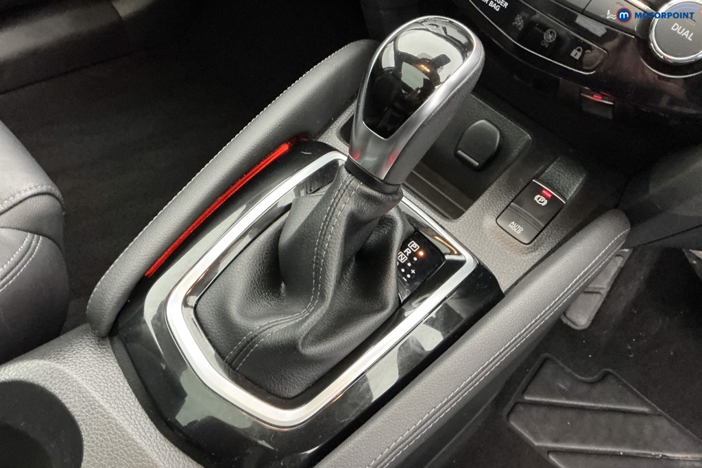 Nissan Qashqai Tekna Automatic Petrol SUV - Stock Number (1590648) - 14th supplementary image