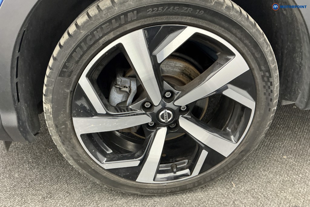 Nissan Qashqai Tekna Automatic Petrol SUV - Stock Number (1590648) - 33rd supplementary image