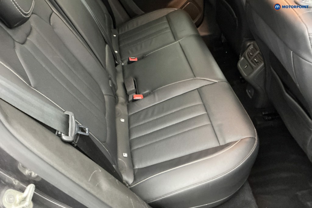 Vauxhall Grandland X Business Edition Nav Premium Automatic Petrol Plug-In Hybrid SUV - Stock Number (1591477) - 4th supplementary image