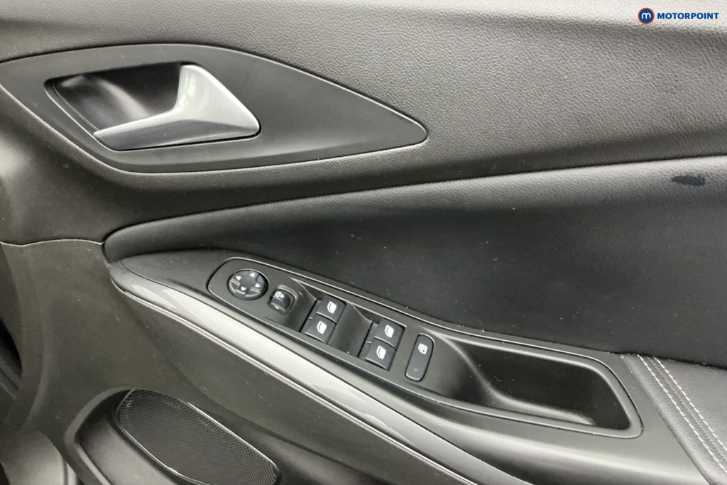 Vauxhall Grandland X Business Edition Nav Premium Automatic Petrol Plug-In Hybrid SUV - Stock Number (1591477) - 24th supplementary image