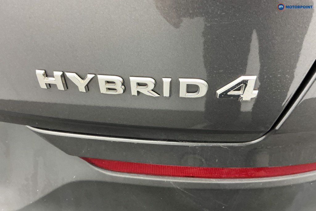 Vauxhall Grandland X Business Edition Nav Premium Automatic Petrol Plug-In Hybrid SUV - Stock Number (1591477) - 32nd supplementary image