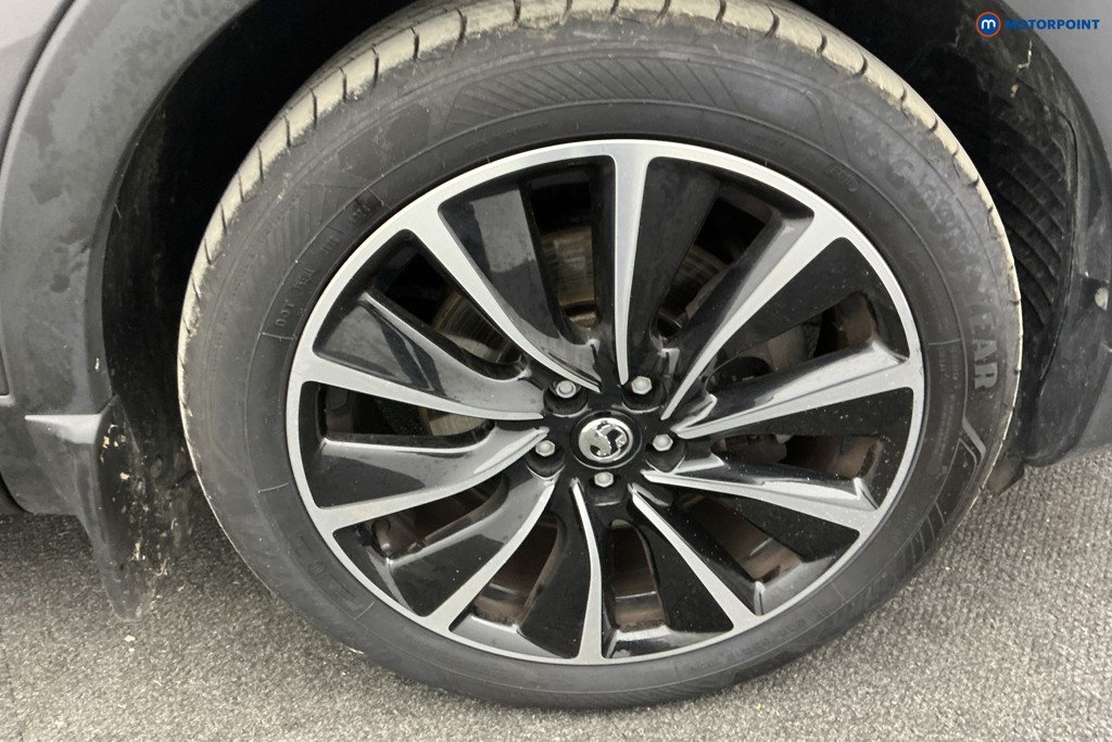 Vauxhall Grandland X Business Edition Nav Premium Automatic Petrol Plug-In Hybrid SUV - Stock Number (1591477) - 36th supplementary image