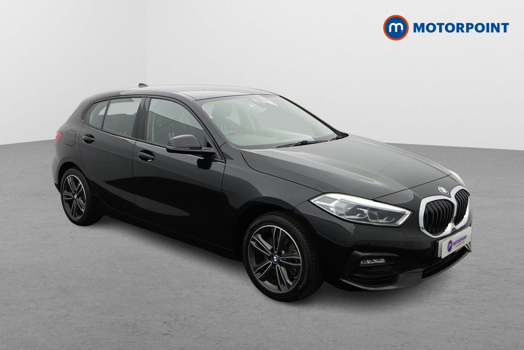 BMW 1 Series Sport Manual Petrol Hatchback - Stock Number (1591757) - Drivers side front corner
