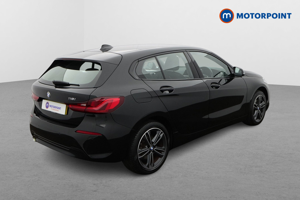 BMW 1 Series Sport Manual Petrol Hatchback - Stock Number (1591757) - Drivers side rear corner