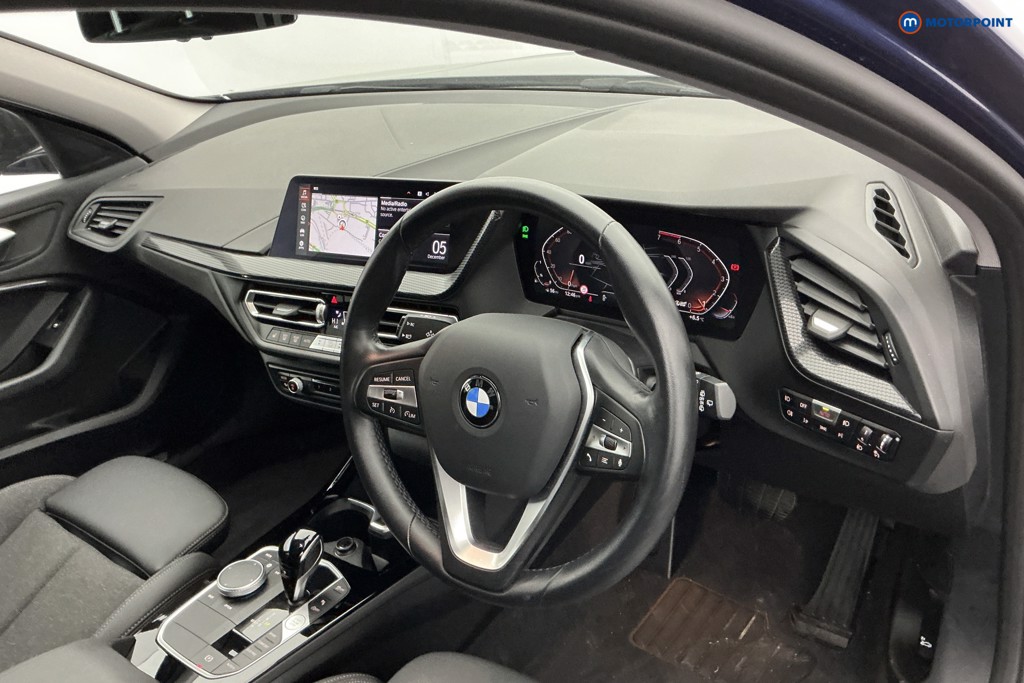 BMW 1 Series Sport Automatic Petrol Hatchback - Stock Number (1592368) - 7th supplementary image