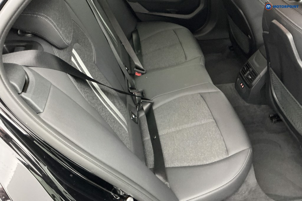 BMW 1 Series Sport Manual Petrol Hatchback - Stock Number (1593267) - 4th supplementary image