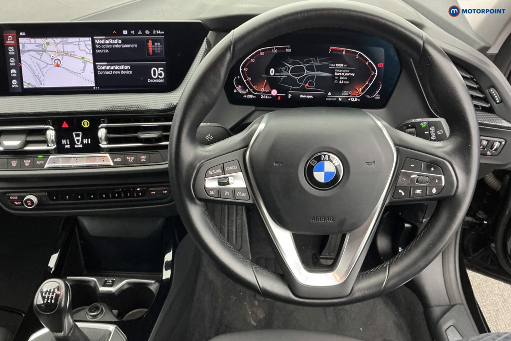 BMW 1 Series Sport Manual Petrol Hatchback - Stock Number (1593267) - 1st supplementary image