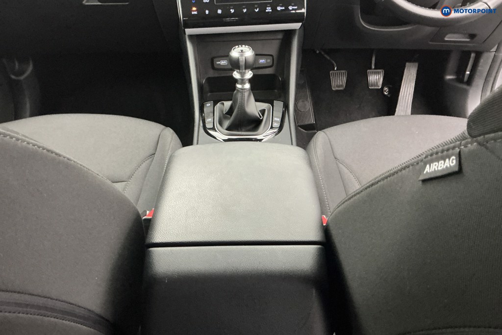 Hyundai Tucson Se Connect Manual Petrol SUV - Stock Number (1593563) - 11th supplementary image