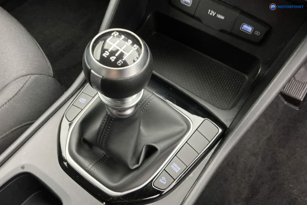 Hyundai Tucson Se Connect Manual Petrol SUV - Stock Number (1593563) - 15th supplementary image