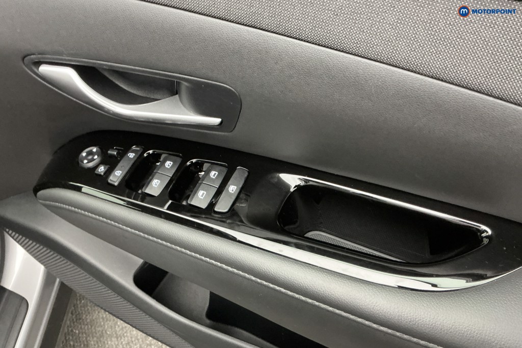 Hyundai Tucson Se Connect Manual Petrol SUV - Stock Number (1593563) - 23rd supplementary image